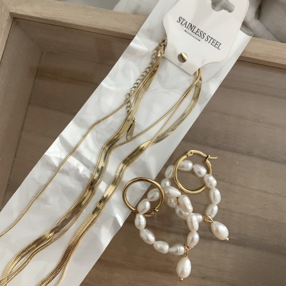 Gold plated stainless steel earrings and necklace bundle